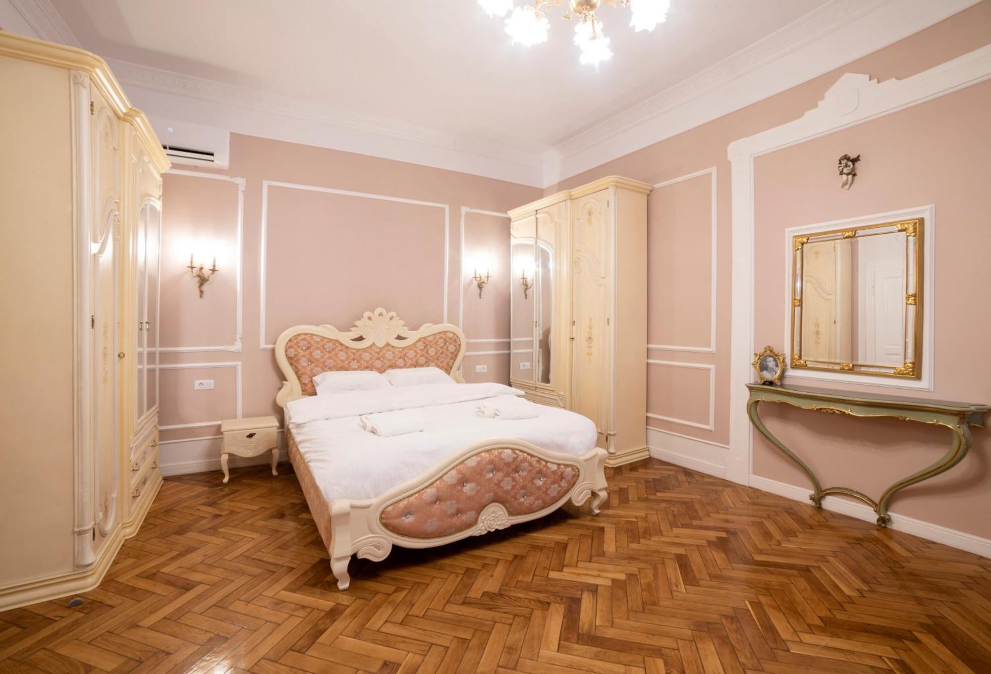 Aesthetic Pleasure - Central Downtown Apartments 拉迪亚 外观 照片